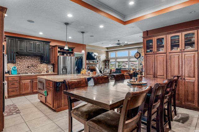 3330 Hursh Road, Fort Wayne, IN 46845