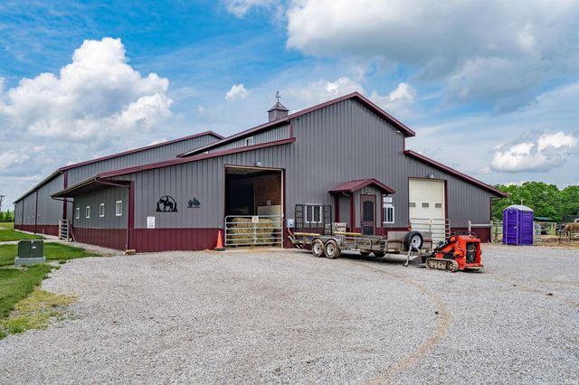 3330 Hursh Road, Fort Wayne, IN 46845