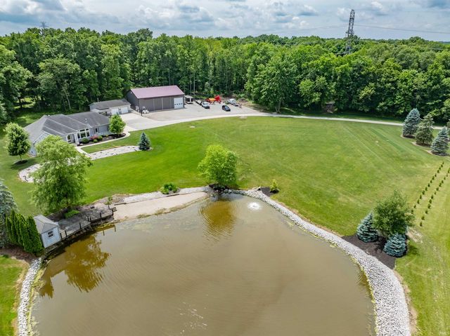 3330 Hursh Road, Fort Wayne, IN 46845