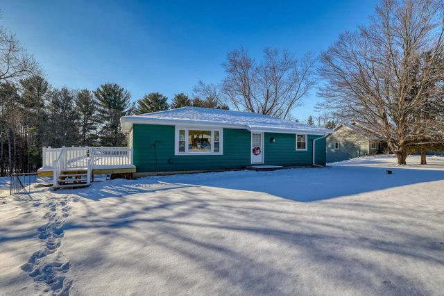 N67W29921 Hartling ROAD, Hartland, WI 53029