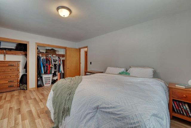 N67W29921 Hartling ROAD, Hartland, WI 53029