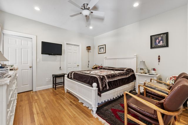 111 Sisters Circle, Yarmouth Port, MA 02675