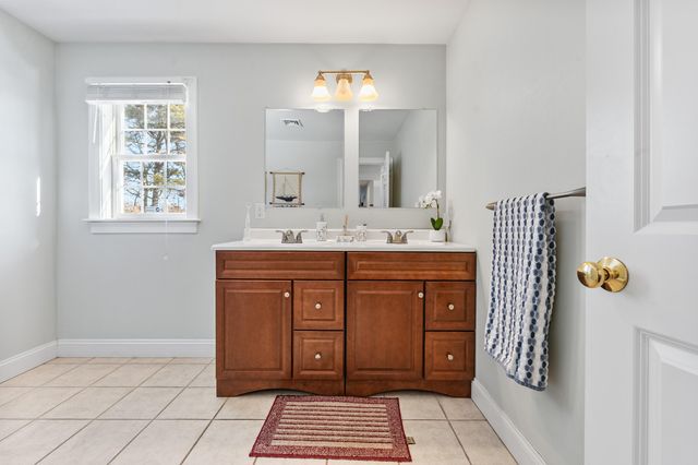 111 Sisters Circle, Yarmouth Port, MA 02675