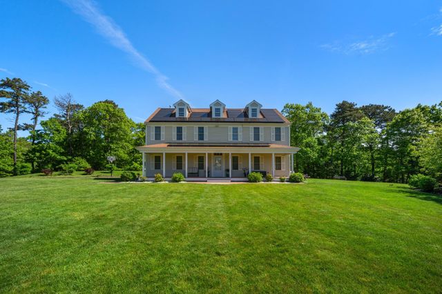 111 Sisters Circle, Yarmouth Port, MA 02675