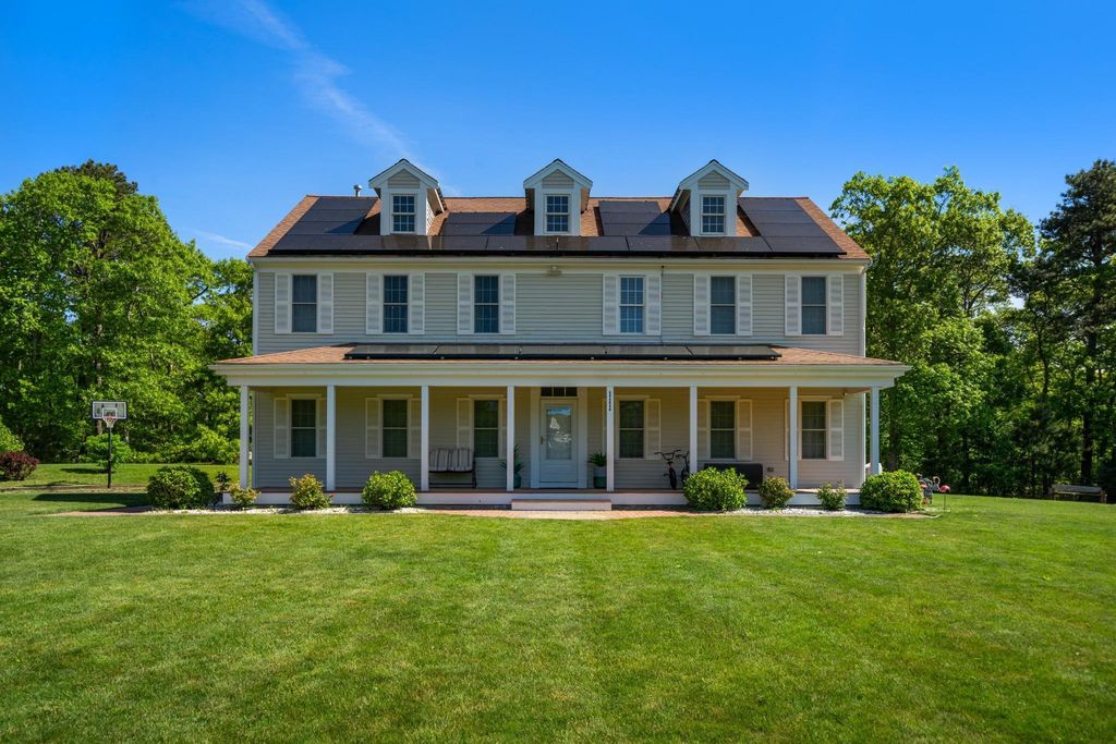 111 Sisters Circle, Yarmouth Port, MA 02675