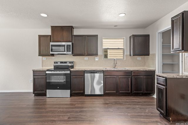 323 Pleasanton, San Antonio, TX 78221