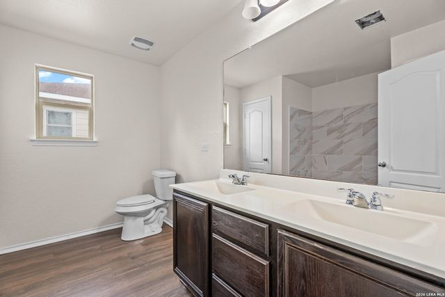 323 Pleasanton, San Antonio, TX 78221