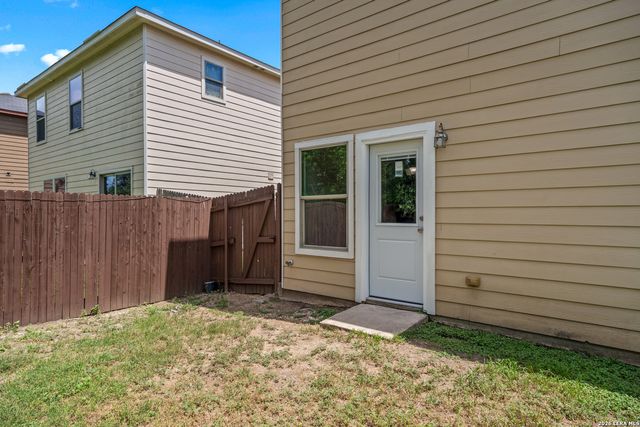 323 Pleasanton, San Antonio, TX 78221