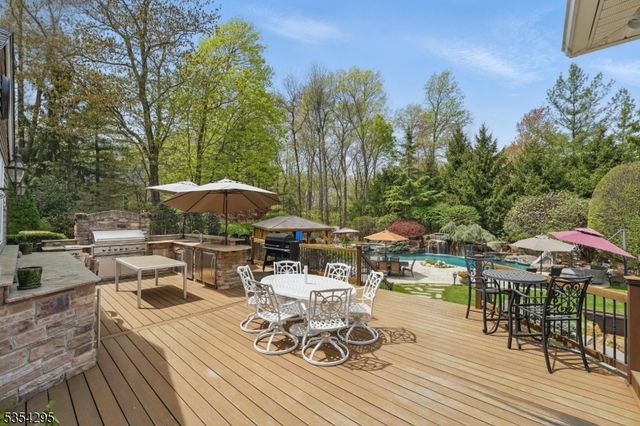 26 Hampshire Road, Mahwah Twp., NJ 07430
