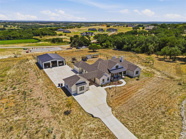 212 Dan Russell Bend, Weatherford, TX 76087