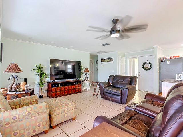 4835 TRITON Court W, Cape Coral, FL 33904