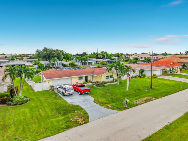 4835 TRITON Court W, Cape Coral, FL 33904