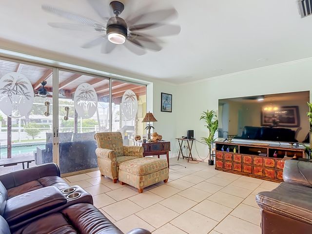 4835 TRITON Court W, Cape Coral, FL 33904