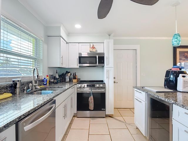 4835 TRITON Court W, Cape Coral, FL 33904