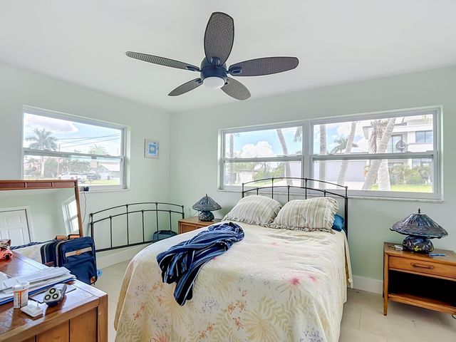 4835 TRITON Court W, Cape Coral, FL 33904