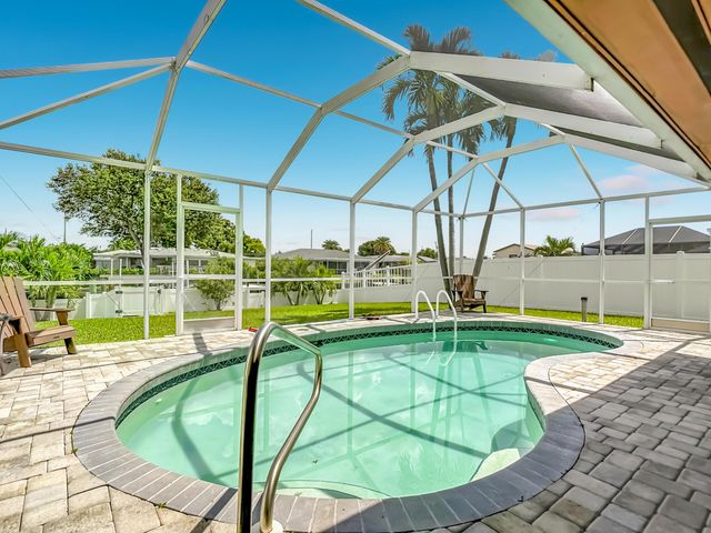 4835 TRITON Court W, Cape Coral, FL 33904