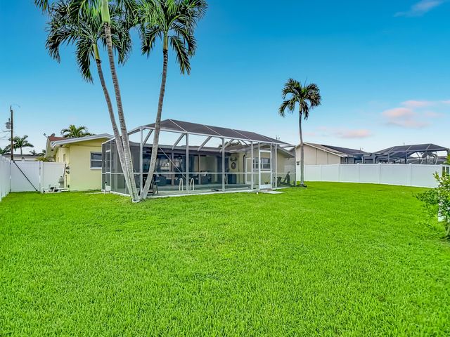 4835 TRITON Court W, Cape Coral, FL 33904
