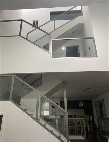 3002 Commerce Street, Houston, TX 77003