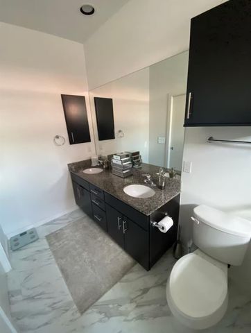 3002 Commerce Street, Houston, TX 77003