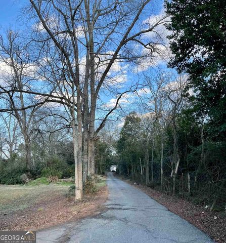 300 East Magnolia Street, Eatonton, GA 31024
