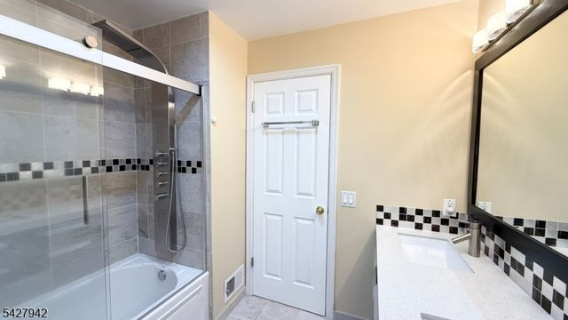 42 Mcbride Way, Bridgewater Twp., NJ 08807