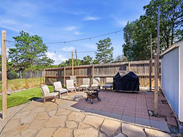 4211 E 100th Avenue, Thornton, CO 80229