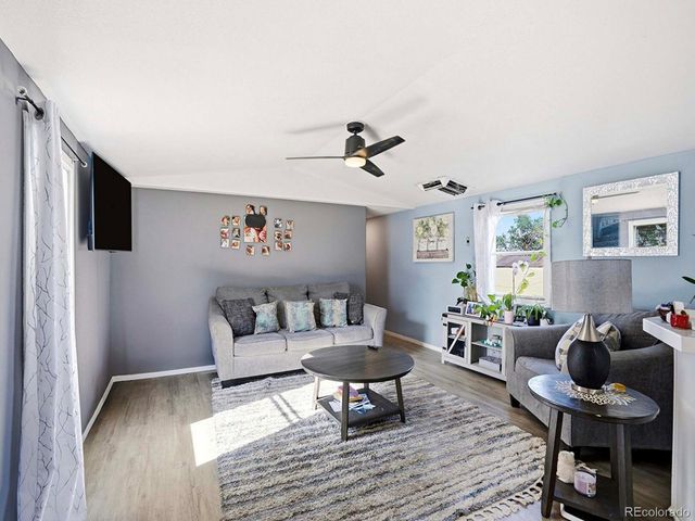 4211 E 100th Avenue, Thornton, CO 80229