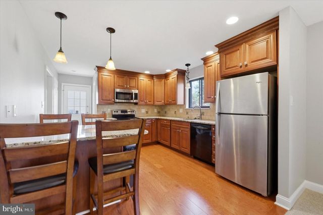 211 E PROVIDENCE RD, Aldan, PA 19018