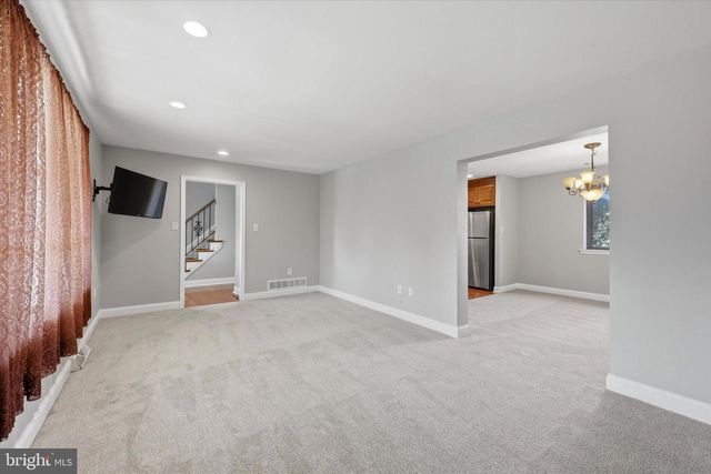 211 E PROVIDENCE RD, Aldan, PA 19018