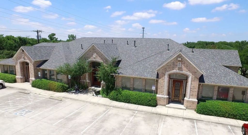 5212 Village Creek Drive B, Plano, TX 75093