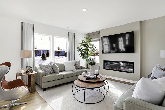 1624 Hemlock Circle, Greenfield, IN 46140