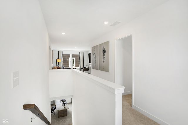 1624 Hemlock Circle, Greenfield, IN 46140