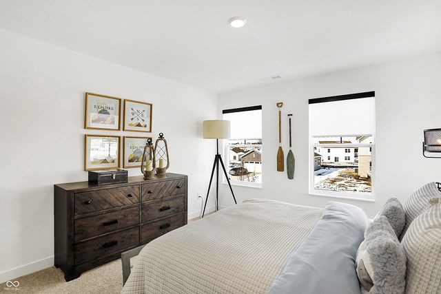 1624 Hemlock Circle, Greenfield, IN 46140