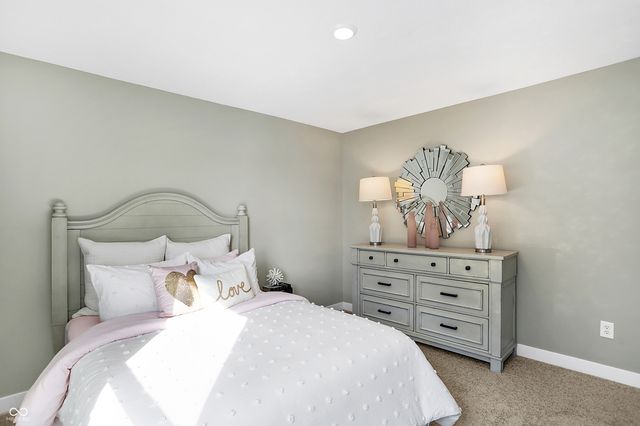 1624 Hemlock Circle, Greenfield, IN 46140