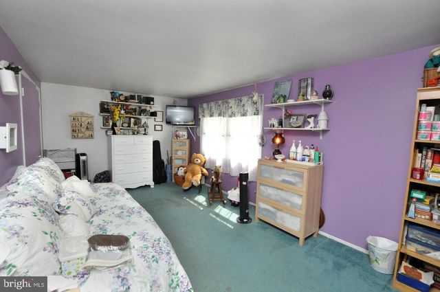 44 MYRTLEWOOD LN, Willingboro, NJ 08046