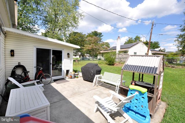 44 MYRTLEWOOD LN, Willingboro, NJ 08046