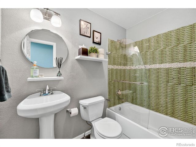 9910 Ashleigh Way, Highlands Ranch, CO 80126