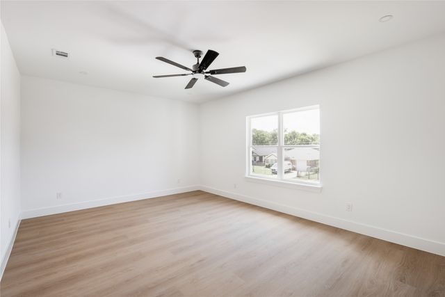 4046 Baker Avenue, Dallas, TX 75212