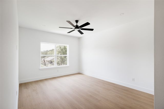 4046 Baker Avenue, Dallas, TX 75212