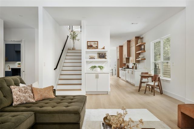 4046 Baker Avenue, Dallas, TX 75212