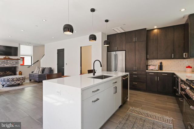2701 Hume Dr Unit 200 FH-1, Silver Spring, MD 20910