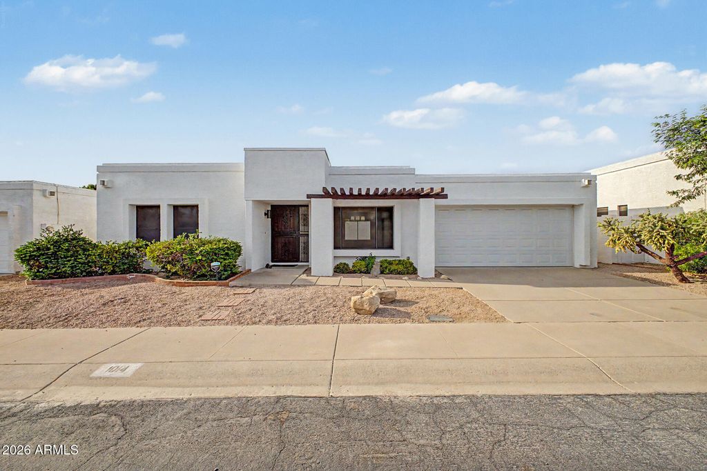 1014 E VILLA MARIA Drive, Phoenix, AZ 85022
