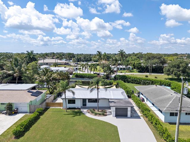 1510 Carandis Circle, Lake Clarke Shores, FL 33406