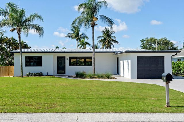 1510 Carandis Circle, Lake Clarke Shores, FL 33406