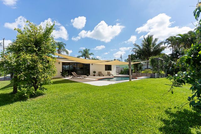 1510 Carandis Circle, Lake Clarke Shores, FL 33406