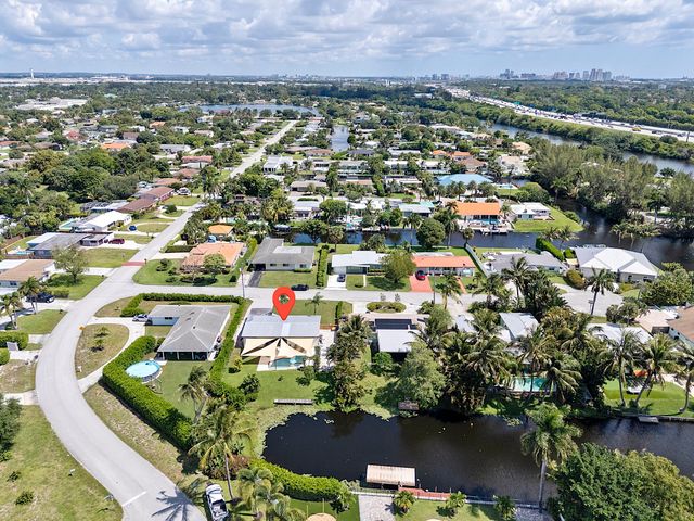 1510 Carandis Circle, Lake Clarke Shores, FL 33406