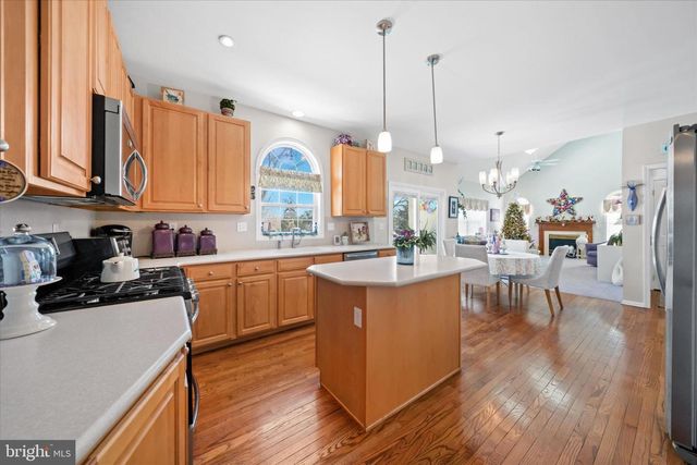 7 PIERSONS RDG, Hockessin, DE 19707