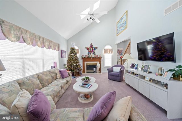 7 PIERSONS RDG, Hockessin, DE 19707