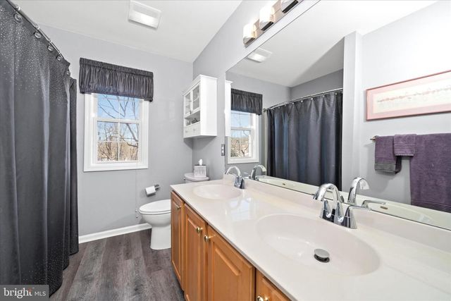 7 PIERSONS RDG, Hockessin, DE 19707