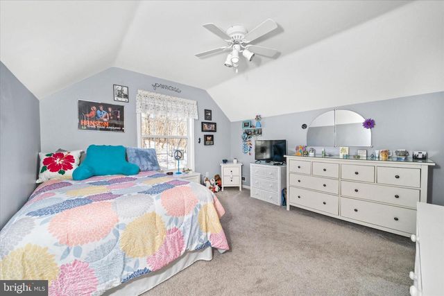 7 PIERSONS RDG, Hockessin, DE 19707